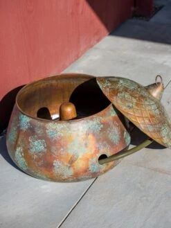 Acorn Hose Pot -Garden Pro Shop 3 4 crop 8613361 0051