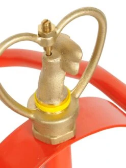 Wheeled Sprinkler Sled -Garden Pro Shop 8610520 10V tif