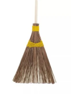 Ultimate Coco Garden Broom -Garden Pro Shop 8610601 YE 19V tif