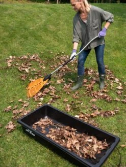 Gardener's Summer Sled And Cover -Garden Pro Shop 8611047 025 tif 1